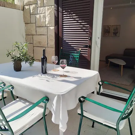 Appartamento Beachfront Suncana *