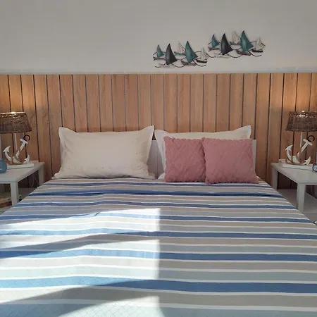 Apartment Beachfront Suncana Bol