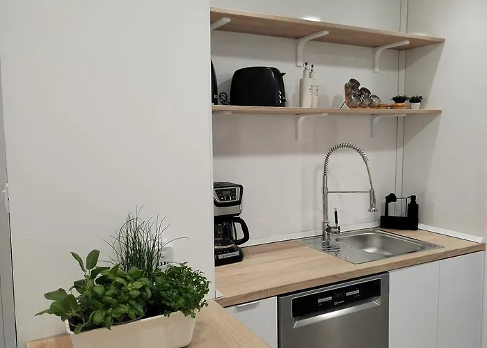 Beachfront Suncana *